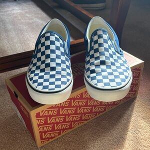 Vans Men’s Blue and White Checkered Sneakers